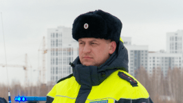 Сотрудники ДПС и МЧС устроили заезды в преддверии #СпецоперацииЛед