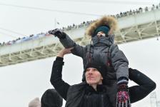 Масштабная #СпецоперацияЛед объединила тюменцев на набережной Туры