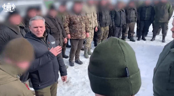 Губернатор поздравил тюменских участников СВО с Днем защитника Отечества Губернатор поздравил тюменских участников СВО с Днем защитника Отечества