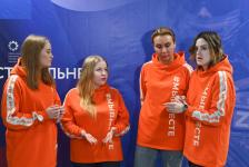 Волонтеры штаба #МыВместе стали первыми почетными гостями мультимедийного проекта к годовщине СВО