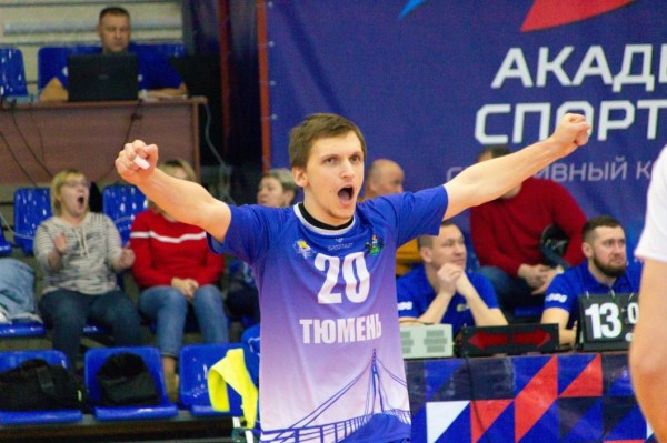 Волейболисты "Тюмени" обыграли костромской "Волжанин" в домашнем матче