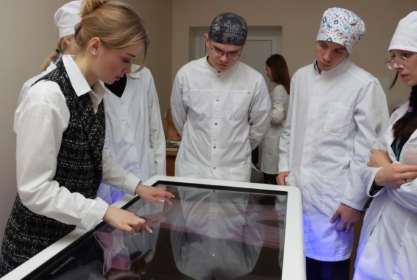 Тюменский проект "Начальная школа хирурга" выиграл конкурс социально значимых инициатив