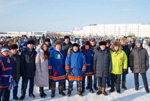 Александр Моор: жильё, медпомощь и развитие дорог - значительные составляющие программы "Сотрудничество" в 2023 году
