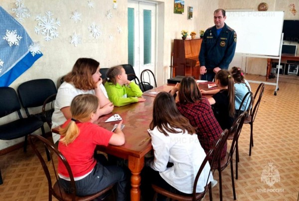 Юным ишимцам рассказали причинах возникновения пожаров