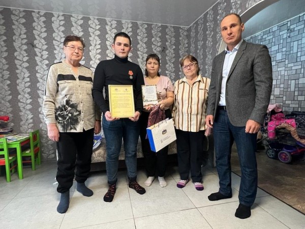 Городские депутаты поддерживают находящихся в зоне СВО тюменцев