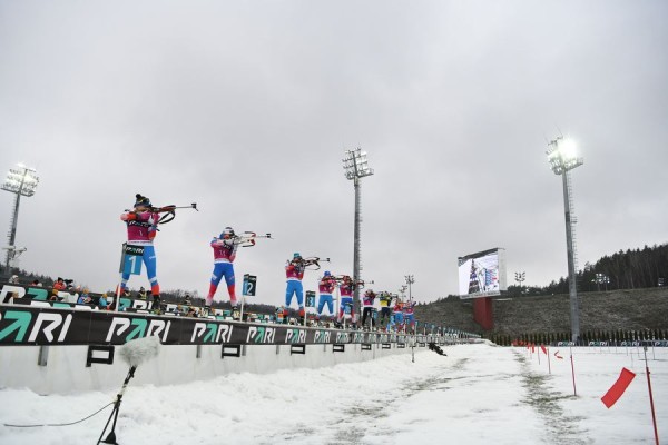 Пятеро тюменских спортсменок вышли на старт финала PARI Кубка России по биатлону
