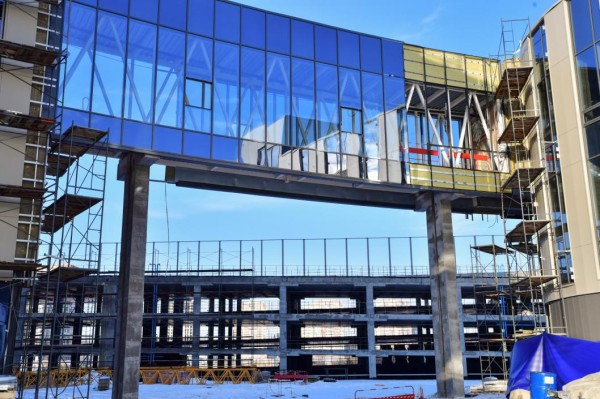 Строительство НТЦ НОВАТЭКа в Тюмени на фото и видео 