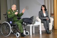 Герой России Рустам Сайфуллин рассказал тюменским студентам о боевом опыте