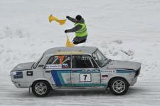 Масштабная #СпецоперацияЛед объединила тюменцев на набережной Туры