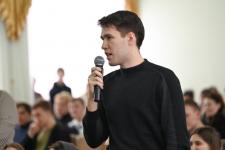 Герой России Рустам Сайфуллин рассказал тюменским студентам о боевом опыте