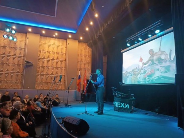 Александр Моор поблагодарил воинов-интернационалистов за верность Родине и воинской присяге