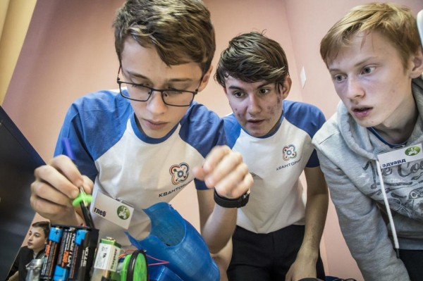 В регионах УФО сформирована качественная система допобразования детей, считает Владимир Якушев