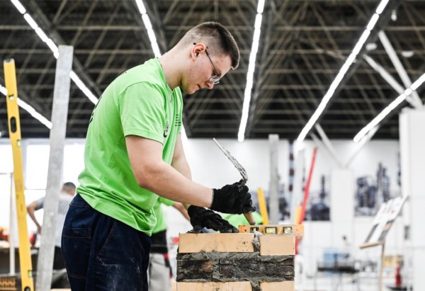 В Тюменской области стартовал региональный этап чемпионата "Профессионалы"