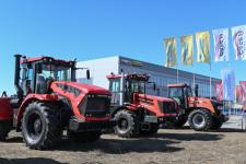 Тюменские бизнесмены пришли к аграриям на выставку Агро-2023 с наукоемкими дронами Тюменские бизнесмены пришли к аграриям на выставку Агро-2023 с наукоемкими дронами