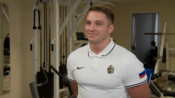 Полковник Сайфуллин вдохновляет своими тренировками курсантов ТВВИКУ Полковник Сайфуллин вдохновляет своими тренировками курсантов ТВВИКУ