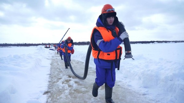 Сотрудники "Транснефть &ndash; Сибири" успешно провели учения на подводном участке нефтепровода