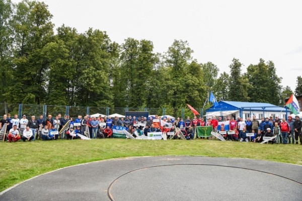 На соревнованиях по авиамодельному спорту выступят 20 команд Тюменской области