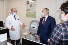 Готовность новой поликлиники к работе в Тюменском районе оценил Александр Моор