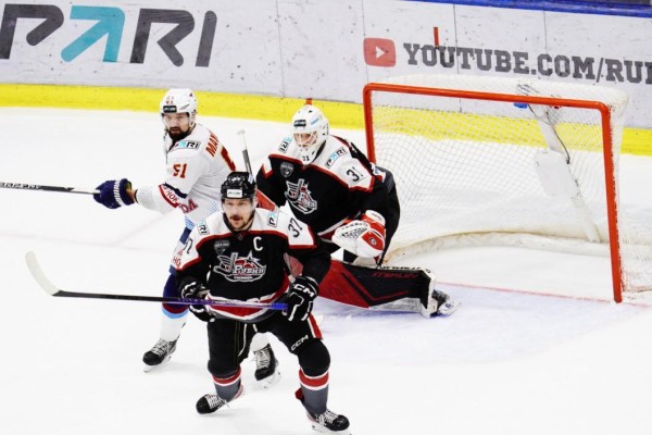 Четыре спортсмена продлили контракты с ХК "Рубин"