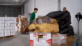 Волонтеры тюменского штаба #МыВместе отправили в Краснодон фуру с гуманитарной помощью