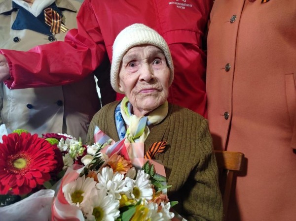 Со 100-летним юбилеем поздравили ветерана Великой Отечественной войны в Заводоуковске
