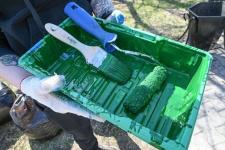 Труд объединяет: творческие сообщества Тюмени устроили субботник вокруг "Космоса"