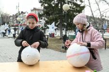 Тюменцы создали космические арт-объекты за 108 минут