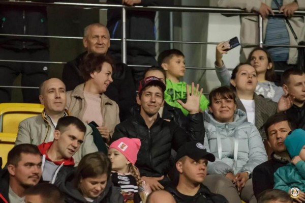 ФК "Тюмень" сыграет в первенстве России с футболистами из чувашского поселка Вурнары ФК "Тюмень" сыграет в первенстве России с футболистами из чувашского поселка Вурнары