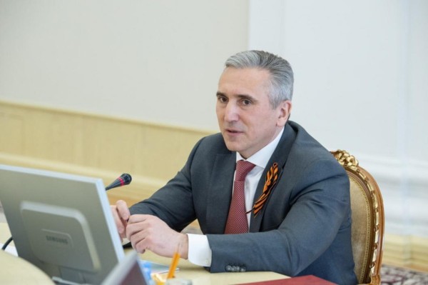 Александр Моор встретился с ветеранами в преддверии Дня Победы