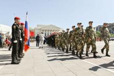 Команды из 40 школ Тюмени приняли участие в смотре строя и песни