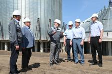 Александр Моор оценил ход  строительства завода по глубокой переработке гороха под Ишимом