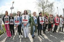 В Тюмени торжественно открыли аллею "Бессмертного полка"