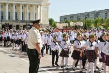Команды из 40 школ Тюмени приняли участие в смотре строя и песни