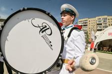 Команды из 40 школ Тюмени приняли участие в смотре строя и песни