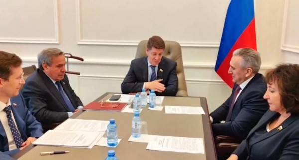 Сенатор Андрей Шевченко сравнил команду Тюменской области с единым механизмом