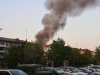 На улице Холодильной в Тюмени загорелся нежилой дом