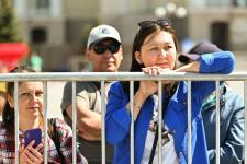 Команды из 40 школ Тюмени приняли участие в смотре строя и песни