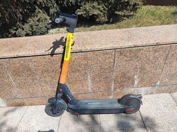 В Тюмени подросток на прокатном самокате сбил первоклассницу