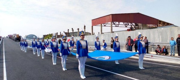 В Ялуторовске запустили движение по новому путепроводу