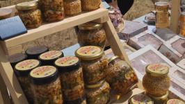 Поучаствовать в мечевом бою, пометать ножи и топоры могут гости фестиваля "Дружина Ермака" в Тюменской области