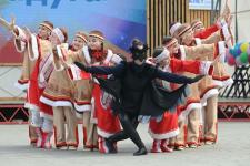 500 юных артистов выступили на гала-концерте XХIII национального фестиваля "Радуга" в Тюмени 500 юных артистов выступили на гала-концерте XХIII национального фестиваля "Радуга" в Тюмени