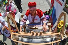 В Тюменской области в День России проходит традиционный "Мост дружбы"