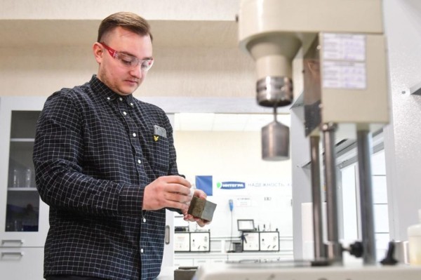 Узбекские бизнесмены готовы подписать соглашения с нефтесервисными компаниями Тюменской области Узбекские бизнесмены готовы подписать соглашения с нефтесервисными компаниями Тюменской области