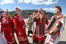 В Тюменской области в День России проходит традиционный "Мост дружбы"