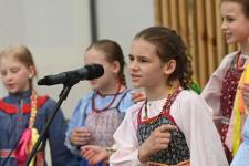 500 юных артистов выступили на гала-концерте XХIII национального фестиваля "Радуга" в Тюмени 500 юных артистов выступили на гала-концерте XХIII национального фестиваля "Радуга" в Тюмени