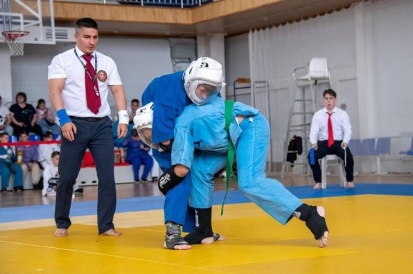 300 спортсменов выступили на первом фестивале единоборств в Тобольске 300 спортсменов выступили на первом фестивале единоборств в Тобольске