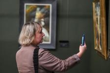 В Тюмени открылась персональная выставка Никаса Сафронова