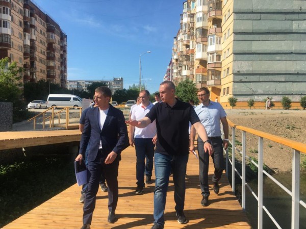 Стену многоэтажки у озера Тихое в Тюмени украсит граффити