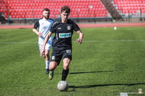 Капитан команды ФК "Тюмень" Александр Коротаев продлил контракт с клубом