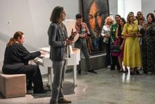 В Тюмени открылась персональная выставка Никаса Сафронова